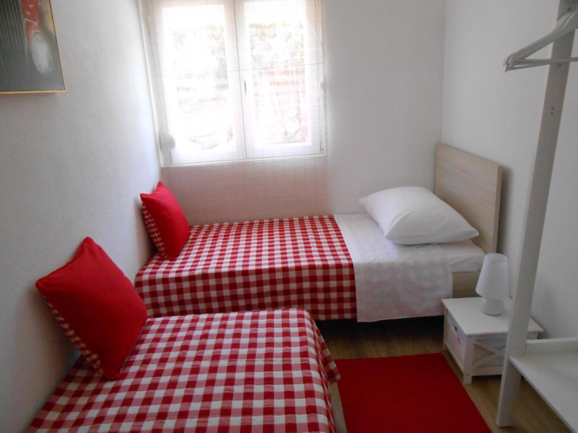 Apartments With A Parking Space Okrug Gornji, Ciovo - 13859 トロギール 部屋 写真